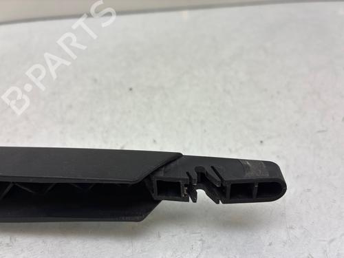 Used Rear windshield wiper arm Rear windshield wiper arm 39618271 39618271