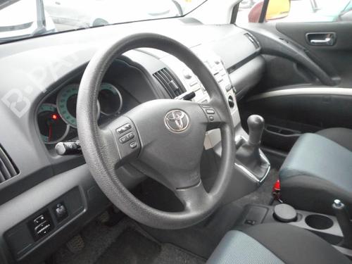 Left rear door TOYOTA COROLLA Verso (ZER_, ZZE12_, R1_) 2.0 D-4D (CUR10_, CUR10R) | BP21950243C4 