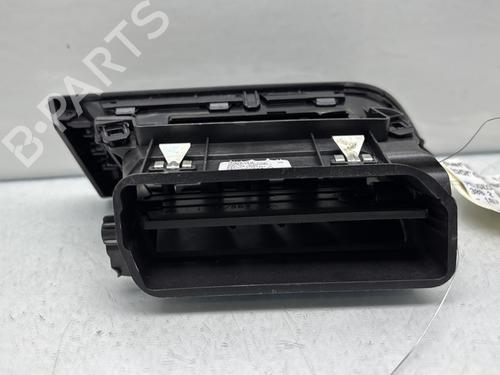 Used Air vent Air vent PEUGEOT 308 II (LB_, LP_, LW_, LH_, L3_) 1.5 BlueHDi 130 (131 hp) 30688462 30688462