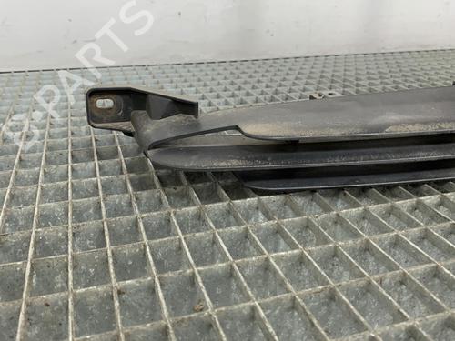 Used Grille Grille 22916338 22916338