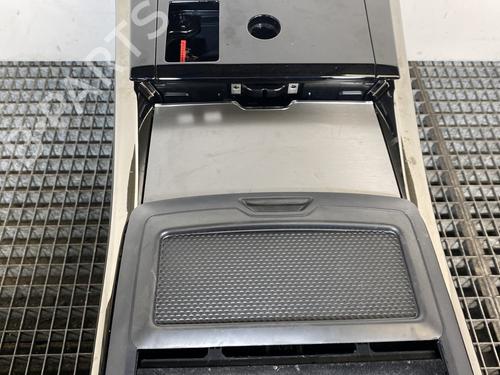 Used Middle console Middle console LAND ROVER RANGE ROVER SPORT III (L461) [2022-2026] 22629039 22629039