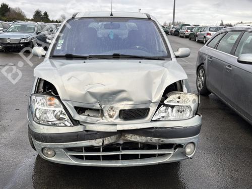 Troisième feu stop RENAULT SCÉNIC I MPV (JA0/1_, FA0_) 1.9 dCi (JA05, JA1F) | BP29707076L11 