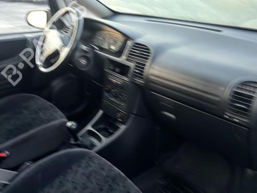 Grill OPEL ZAFIRA A MPV (T98) 2.0 DTI 16V (F75) | BP19956557C40 