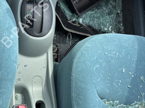 Front right window mechanism TOYOTA YARIS (_P1_) 1.3 (NCP10, SCP12_) | BP30148372C23