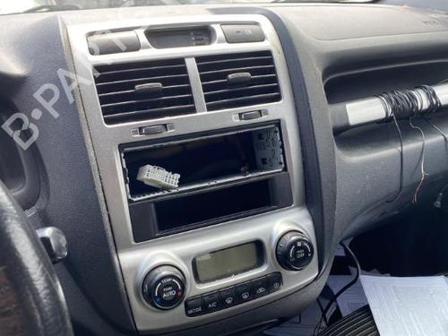 Front left window mechanism KIA SPORTAGE II (JE_, KM_) 2.0 CRDi 4WD | BP22408253C22 