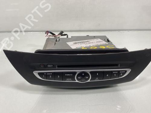 Used Radio RENAULT LAGUNA III Grandtour (KT0/1) 2.0 dCi (KT01, KT08, KT09, KT0K, KT12, KT1D, KT1W) (150 hp) 20000604