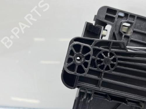 Used Rear left window mechanism Rear left window mechanism PEUGEOT 208 II (UB_, UP_, UW_, UJ_) 1.2 PureTech 100 (101 hp) 19988893 19988893