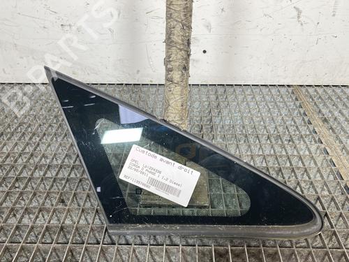 front-right-quarter-glass-opel-corsa-d-s07-2006-2007-2008-2009-2010-2011-2012-2013-2014-2015-31807347 main image