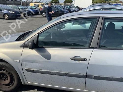 Left front indicator RENAULT MEGANE II Estate (KM0/1_) 1.5 dCi (KM0F, KM0T, KM2B) | BP20700506C32 