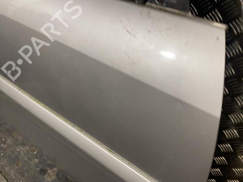 Used Right front door Right front door 21955657 21955657