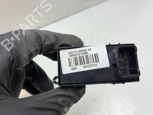 Right front window switch HYUNDAI i40 I (VF) 1.7 CRDi | BP40533655I26 - Image 3