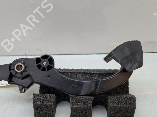 Pedal embrague Pedal embrague PEUGEOT 208 I (CA_, CC_) 1.2 VTI 82 (82 hp) 36439560 36439560