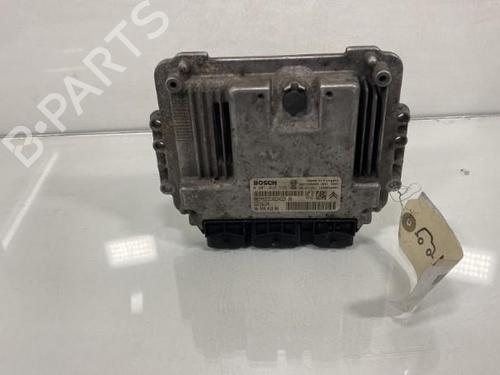 Used Engine control unit (ECU) Engine control unit (ECU) PEUGEOT 206 SW (2E/K) 1.4 HDi (68 hp) 19960885 19960885