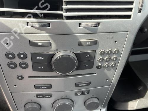Left front door OPEL ASTRA H (A04) 1.4 (L48) | BP20024921C2 