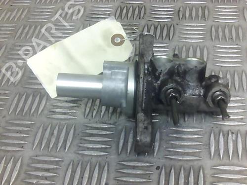 Used Brake master cylinder RENAULT KANGOO Express (FW0/1_) [2008-2025]  19985707