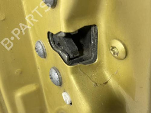 Used Left rear door Left rear door 21957796 21957796