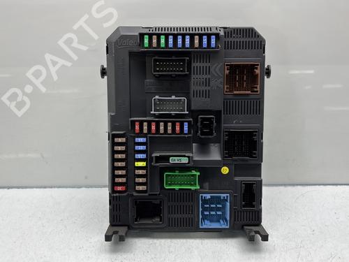Used Fuse box PEUGEOT 208 I (CA_, CC_) 1.2 VTI 82 (82 hp) 28519341