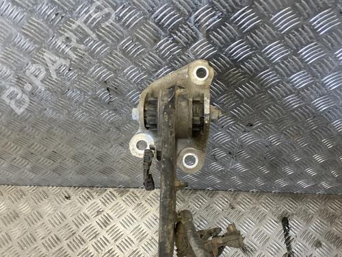 Used Rear axle Rear axle PEUGEOT 2008 II (UD_, US_, UY_, UJ_, UR_, UC_) e-2008 (UKZKXZ) (136 hp) 24449028 24449028