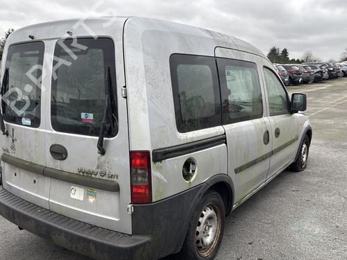 Used Parts OPEL COMBO Tour 1.7 DTI 16V 2471234