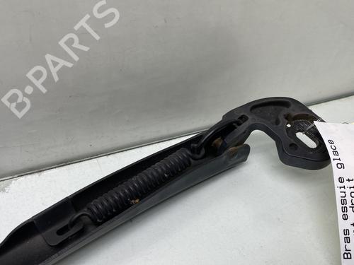 front-windshield-wiper-arm-seat-leon-1p1-2005-2006-2007-2008-2009-2010-2011-2012-2013-31714421 main image