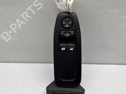 Used Left front window switch PEUGEOT 208 I (CA_, CC_) 1.2 VTI 82 (82 hp) 31134722