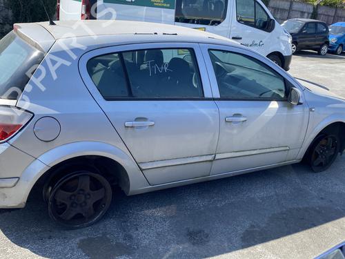 Left taillight OPEL ASTRA H (A04) 1.3 CDTI (L48) | BP26715459C34 