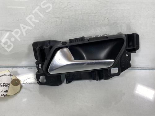 Used Rear left interior door handle PEUGEOT 3008 II SUV (MC_, MR_, MJ_, M4_) 1.2 THP/ PureTech 130 (MRHNSM, MRHNSU, MRHNSJ, MRHNYW,... (131 hp) 21958615