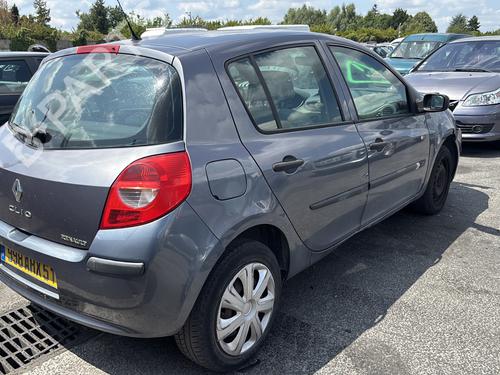 Left front door RENAULT CLIO III (BR0/1, CR0/1) 1.5 dCi (BR17, CR17) | BP30200745C2 