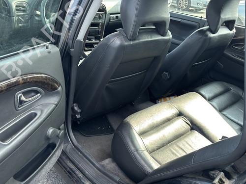 Left front indicator VOLVO V40 Estate (645) 1.9 DI | BP30543054C32 