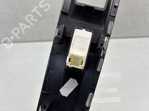 Used Right front window switch Right front window switch 35955799 35955799