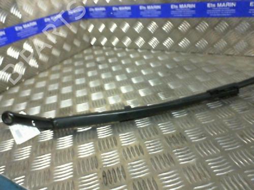 Used Front windshield wiper arm BMW 3 (E46) 330 d (184 hp) 20035477