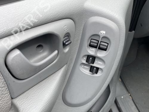 Right front fenders CHRYSLER VOYAGER IV (RG, RS) 2.5 CRD | BP30328210C42 