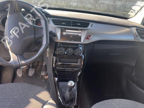 Left sun visor CITROËN C3 II (SC_) 1.2 VTi 82 | BP32230440I1 - Image 17