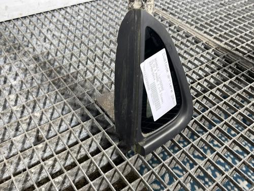 rear-left-door-window-renault-clio-iv-bh_-2012-2013-2014-2015-2016-2017-2018-2019-2020-2021-32853991 main image