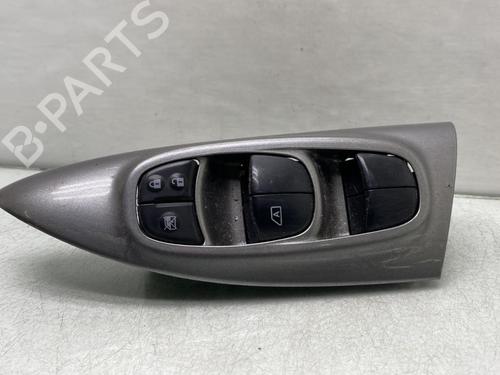 Left front window switch NISSAN JUKE (F15) 1.5 dCi | BP20300138I27 