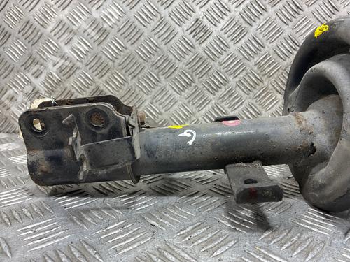 Used Left front shock absorber Left front shock absorber RENAULT CLIO IV (BH_) 0.9 TCe 90 (BHNF, BHMA, BHMH, BHJK, BHJR) (90 hp) 19973439 19973439