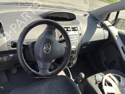 Left front window switch TOYOTA YARIS (_P9_) 1.0 VVT-i (KSP90_, KSP90R) | BP30791578I27  - Image 12