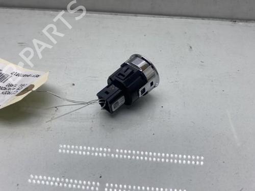 Used Switch Switch CITROËN C5 AIRCROSS (A_) 1.5 BlueHDi 130 (ACYHZJ, ACYHZR) (131 hp) 19951385 19951385