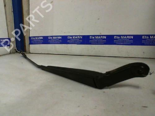 Used Front windshield wiper arm PEUGEOT 407 (6D_) 2.0 HDi 135 (6DRHRH, 6DRHRE, 6DRHRG, 6DRHRJ) (136 hp) 20020292