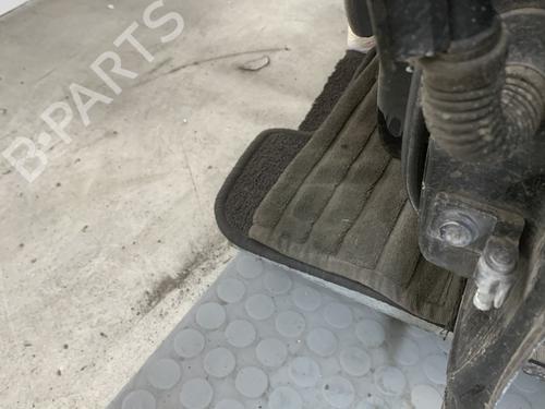 Used Left front door Left front door AUDI A4 B8 Avant (8K5) 2.0 TDI (143 hp) 33484325 33484325