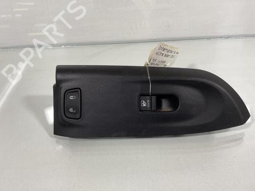 Used Right front window switch Right front window switch FIAT 500X (334_) 1.0 (334.AXN1B) (120 hp) 20010618 20010618