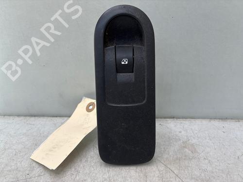Used Right front window switch Right front window switch RENAULT SCÉNIC II (JM0/1_) 1.9 dCi (JM0G, JM12, JM1G, JM2C) (120 hp) 34374042 34374042