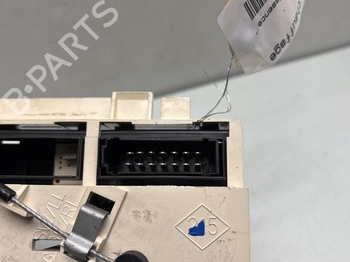 Panel klimatyzacji / ogrzewania RENAULT LAGUNA I (B56_, 556_) 2.0 (B56C/H/N) | BP30887982I5