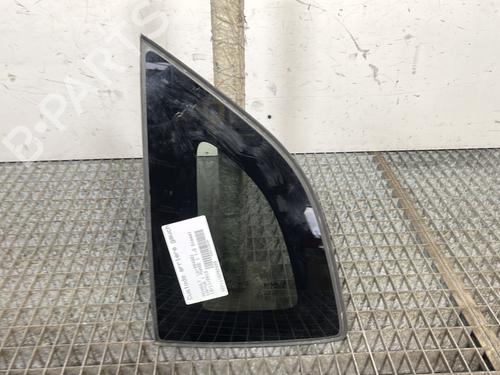 Panel rute bak venstre RENAULT CAPTUR I (J5_, H5_) 1.5 dCi 90 (J5N4, J5M5, J5MW, J5M6, J5AL, J5AJ) (90 hp) 30493370