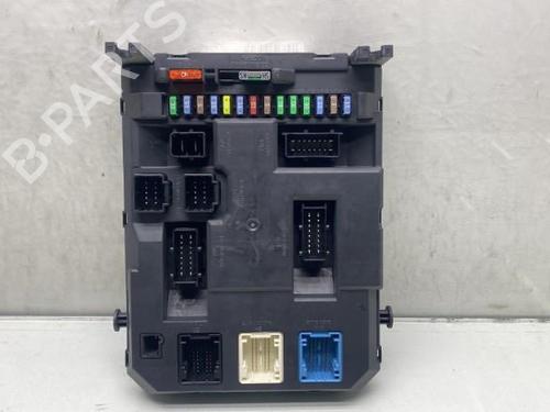 Fuse box CITROËN C3 Picasso (SH_) | BP19968669E1