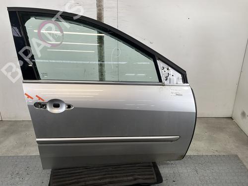 right-front-door-renault-laguna-iii-grandtour-kt01-2007-2008-2009-2010-2011-2012-2013-2014-2015-32062780 main image