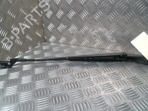 Used Front windshield wiper arm OPEL CORSA F (P2JO) 1.2 (68) (101 hp) 19976175