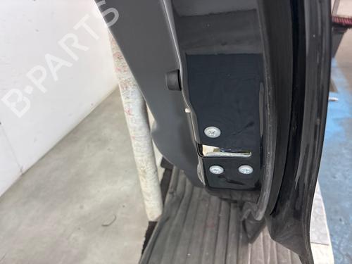 Used Right rear door Right rear door 39553263 39553263