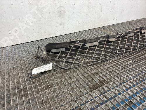 Used Rear bumper bracket Rear bumper bracket 38942002 38942002