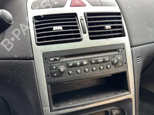 Left front window switch PEUGEOT 307 Break (3E) 2.0 HDI 110 | BP33427348I27 - Image 22